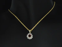 Origineel vintage hanger met robijn en hoge kwaliteit oud geslepen diamanten, excl. ketting - afbeelding 2 van  6