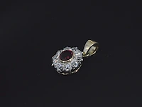 Origineel vintage hanger met robijn en hoge kwaliteit oud geslepen diamanten, excl. ketting - afbeelding 3 van  6