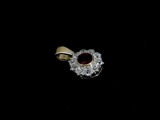 Origineel vintage hanger met robijn en hoge kwaliteit oud geslepen diamanten, excl. ketting - afbeelding 4 van  6