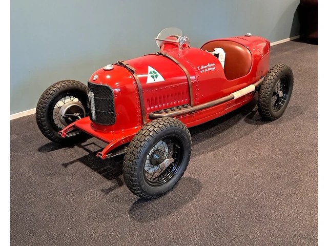 Originele elektrische mini auto "alfa romeo" - afbeelding 1 van  79