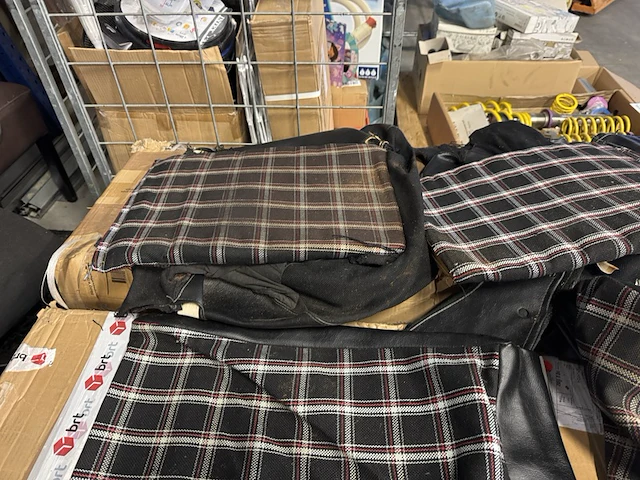 Originele golf 1 gti bekleding - afbeelding 5 van  6