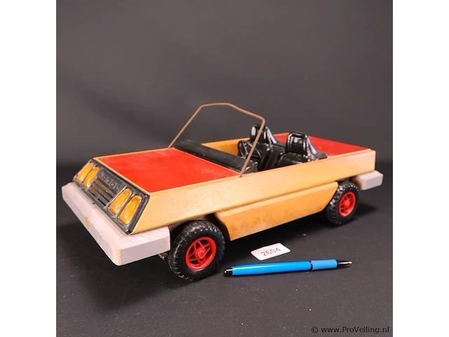 Originele houten auto van lundby - afbeelding 1 van  5