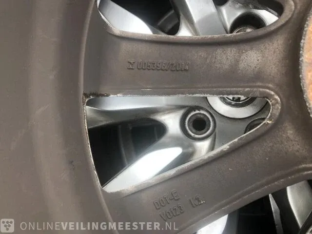 Originele lichtmetalen velgen volvo v90 - afbeelding 6 van  9