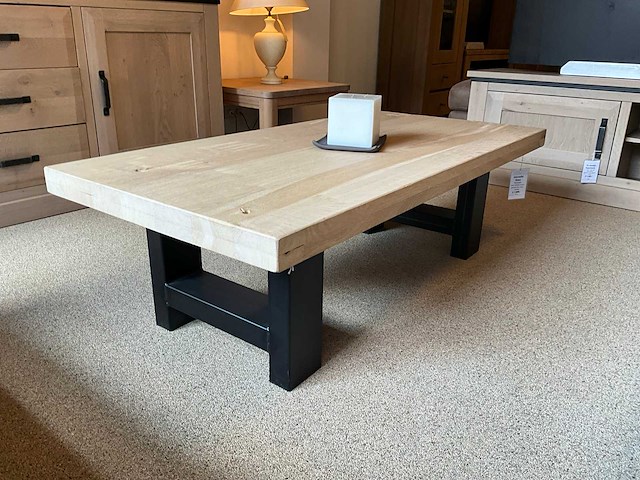 Orion eiken salontafel - afbeelding 1 van  7