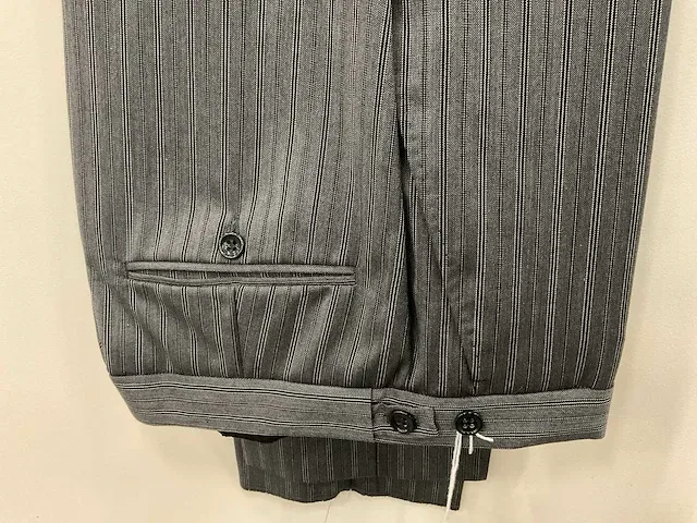 Ornatu jacquet pantalon (maat 44) - afbeelding 2 van  3
