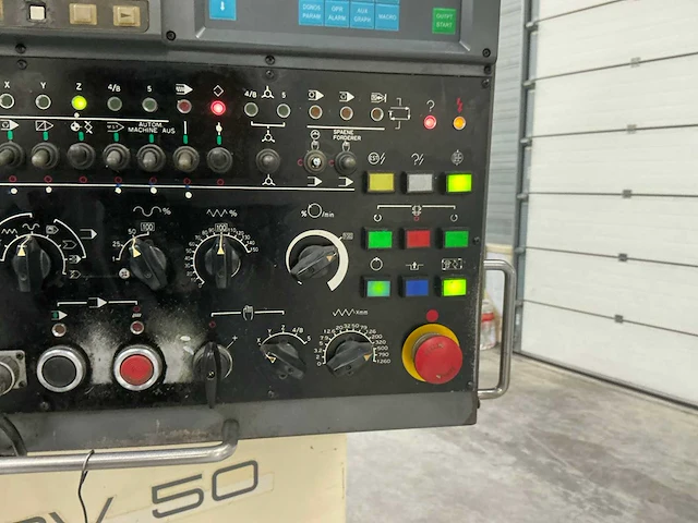 Osaka kiko pcv50 cnc freesmachine - afbeelding 2 van  33