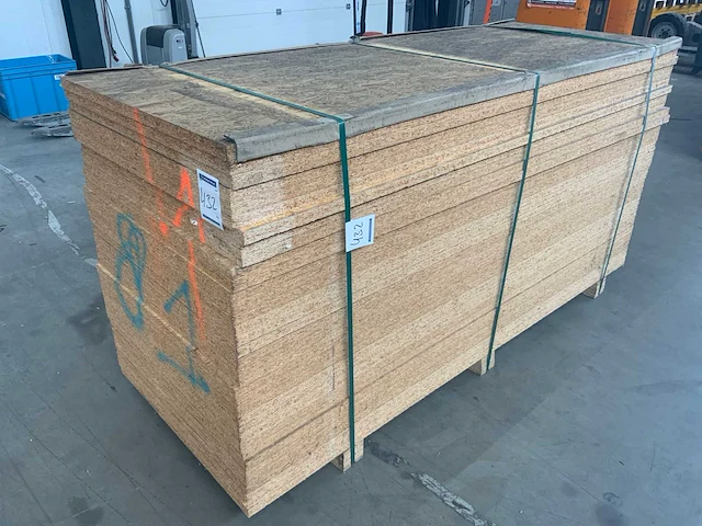 Osb 2000x750x28mm (35x) - afbeelding 1 van  5