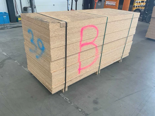 Osb 2000x750x28mm (35x) - afbeelding 1 van  5