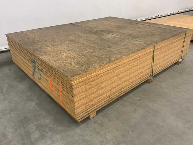 Osb 2558x2066x25mm (20x) - afbeelding 1 van  4