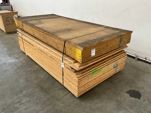 Osb 7x plaat 2740x1220xx30 mm en 22x plaat 2500x1300x24 mm (29x) - afbeelding 5 van  5