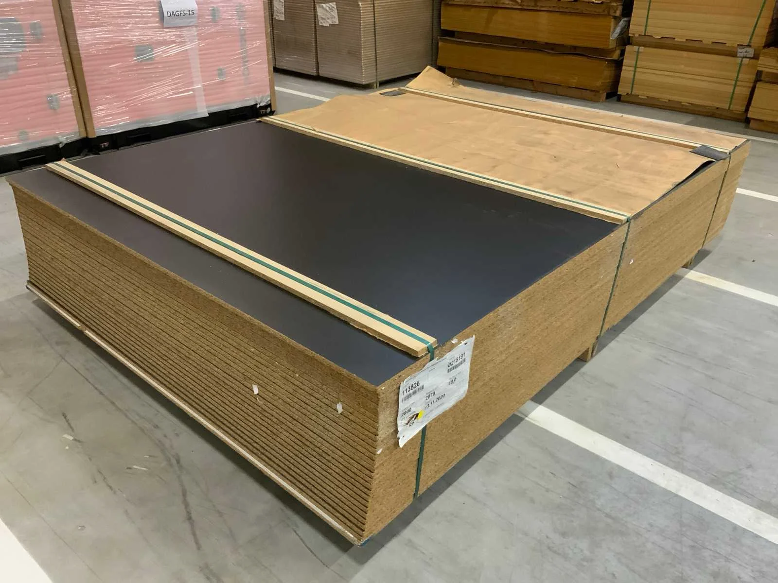 Osb, dakleer, bouwmaterialen en gereedschappen