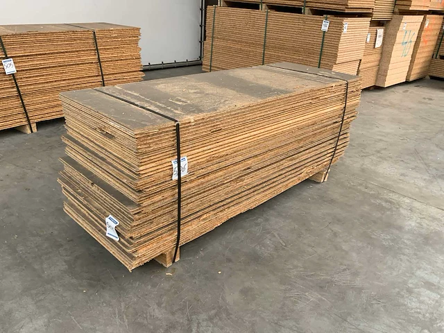 Osb plaat 1690x625x15 mm (40x) - afbeelding 1 van  9