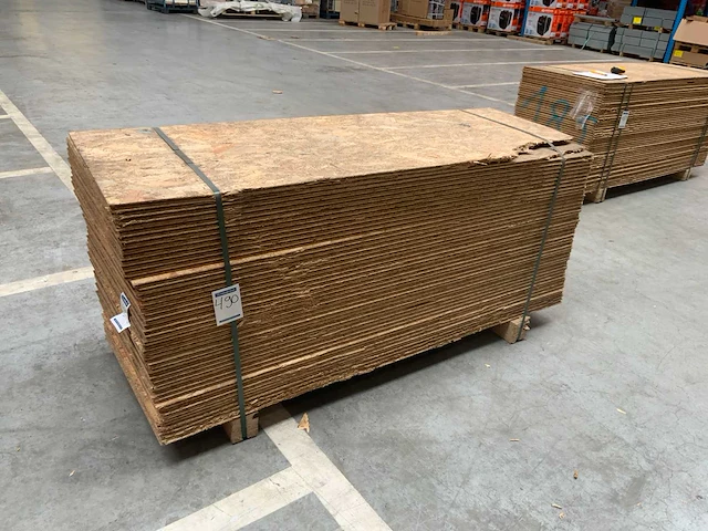 Osb plaat 1690x625x15 mm (47x) - afbeelding 1 van  7