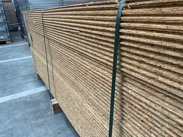 Osb plaat 2050x625x15mm (48x) - afbeelding 5 van  6