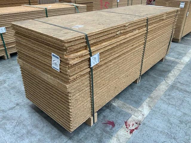 Osb plaat 2050x625x25mm (27x) - afbeelding 1 van  6