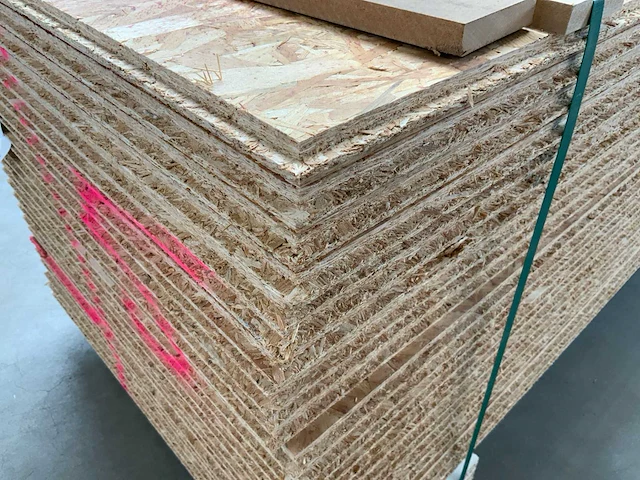 Osb plaat 2050x675x22mm tg4 (26x) - afbeelding 6 van  7