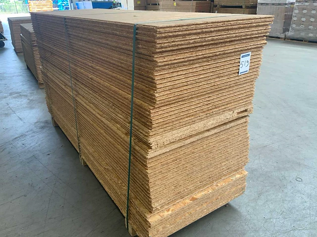 Osb plaat 2050x675x25mm (51x) - afbeelding 6 van  6