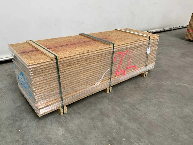Osb plaat 2050x675x25mm tg4 (23x) - afbeelding 1 van  8