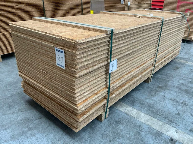 Osb plaat 2050x680x25mm (24x) - afbeelding 1 van  5