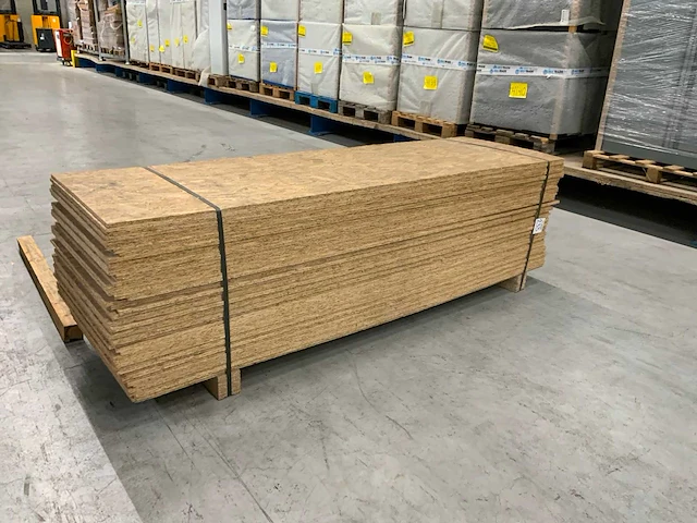 Osb plaat 2070x635x12mm (48x) - afbeelding 1 van  7