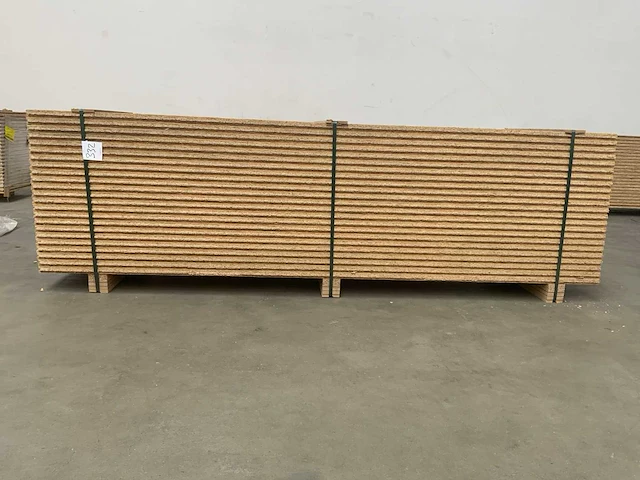 Osb plaat 2500x625x30mm tg4 (23x) - afbeelding 2 van  8
