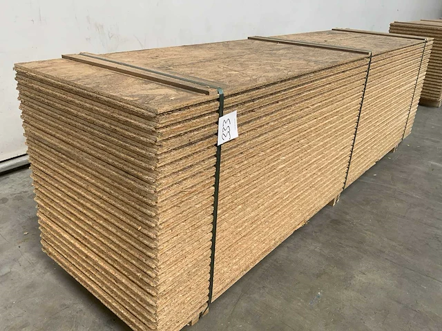 Osb plaat 2500x625x30mm tg4 (23x) - afbeelding 1 van  7