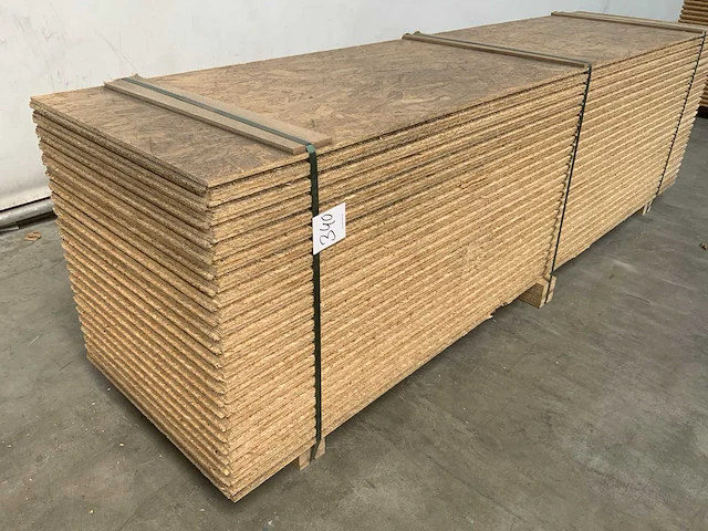 Osb plaat 2500x625x30mm tg4 (23x) - afbeelding 1 van  7