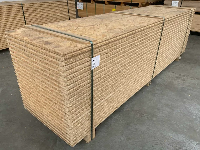 Osb plaat 2500x625x30mm tg4 (23x) - afbeelding 1 van  8
