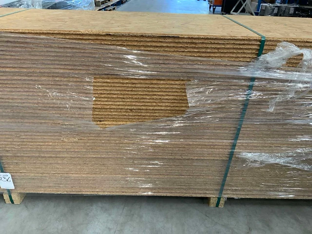 Osb plaat 2500x675x18mm (50x) - afbeelding 7 van  8
