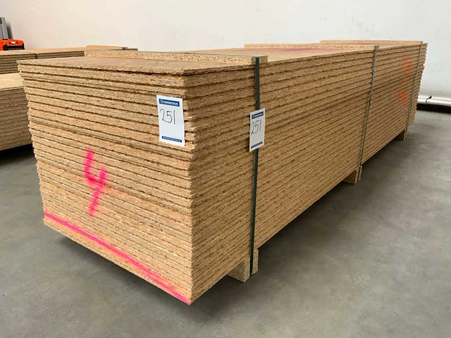 Osb plaat 2500x675x22mm (25x) - afbeelding 1 van  7