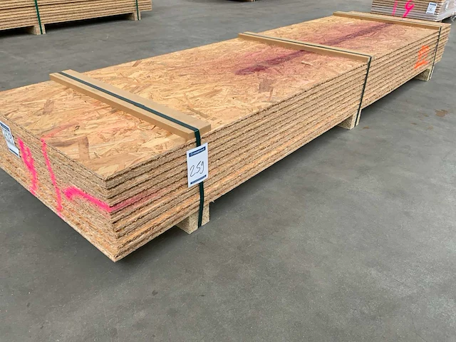 Osb plaat 2500x675x22mm tg4 (10x) - afbeelding 1 van  7