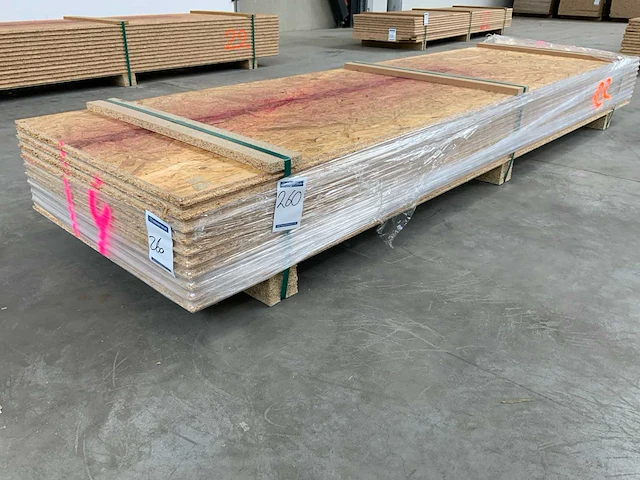 Osb plaat 2500x675x22mm tg4 (10x) - afbeelding 1 van  5