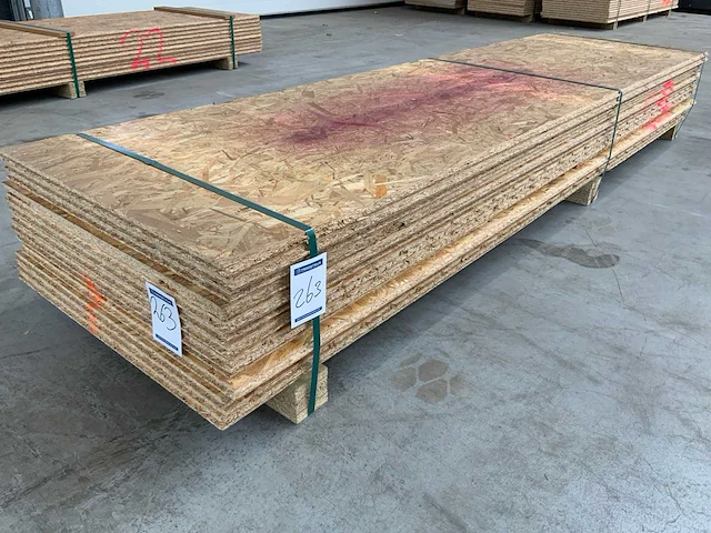 Osb plaat 2500x675x22mm tg4 (13x) - afbeelding 1 van  7