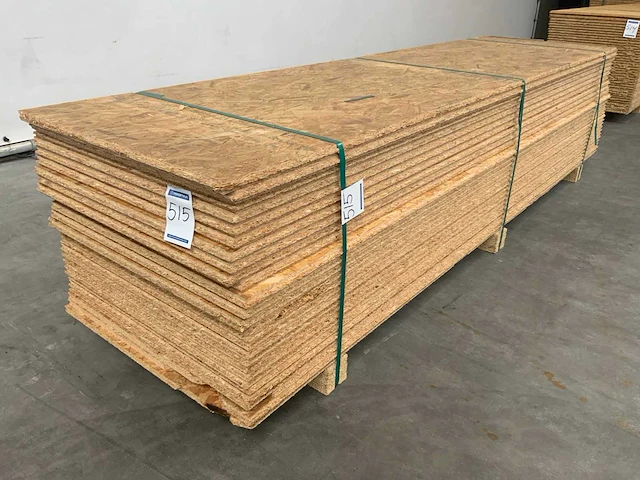 Osb plaat 2500x675x22mm tg4 (27x) - afbeelding 1 van  7