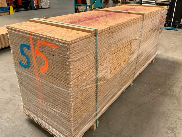 Osb plaat 2500x675x22mm tg4 (41x) - afbeelding 10 van  11