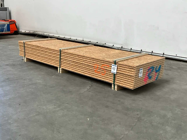 Osb plaat 2500x675x24 mm (11x) - afbeelding 1 van  5