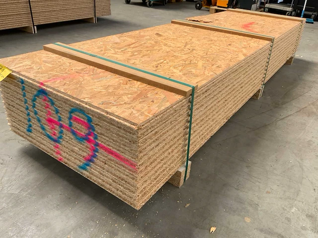 Osb plaat 2500x675x25mm tg4 (12x) - afbeelding 6 van  8