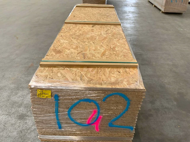 Osb plaat 2500x675x25mm tg4 (21x) - afbeelding 7 van  7