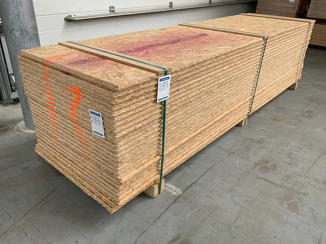 Osb plaat 2500x675x25mm tg4 (26x) - afbeelding 1 van  7