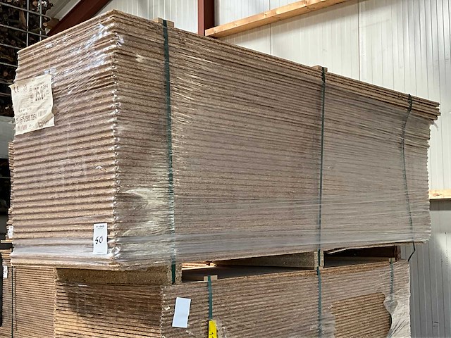 Osb plaat 36x - afbeelding 1 van  4