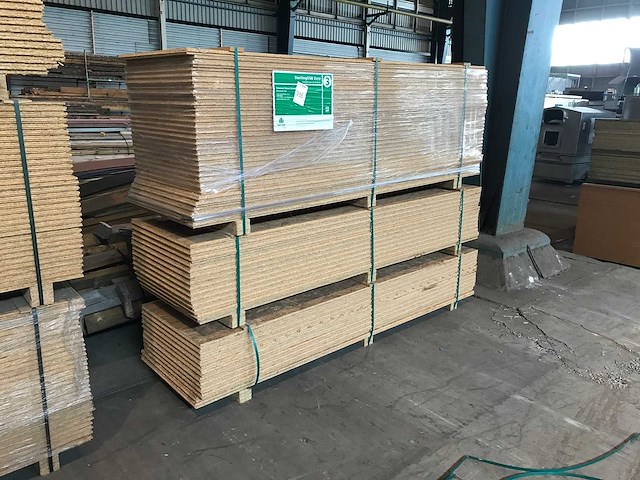 Osb plaat (58x) - afbeelding 1 van  5