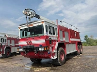 Oshkosh brandweerwagen - afbeelding 1 van  17