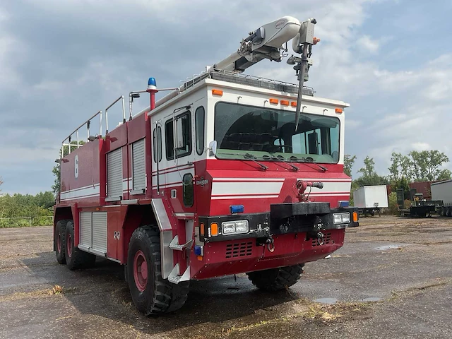 Oshkosh brandweerwagen - afbeelding 10 van  17
