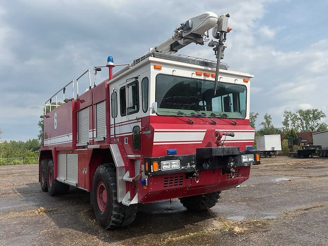 Oshkosh brandweerwagen - afbeelding 2 van  17