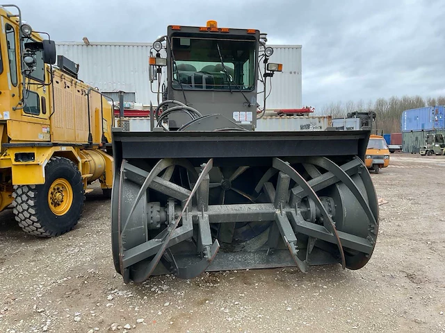 Oshkosh hb2518mp3 legervoertuig - afbeelding 3 van  13