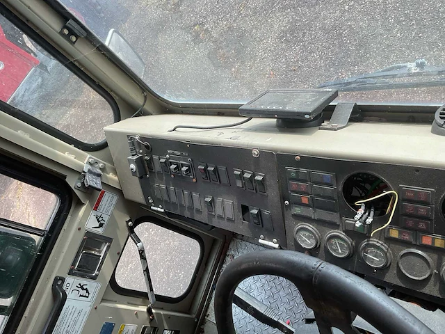Oshkosh ti3000af brandweerwagen - afbeelding 3 van  18