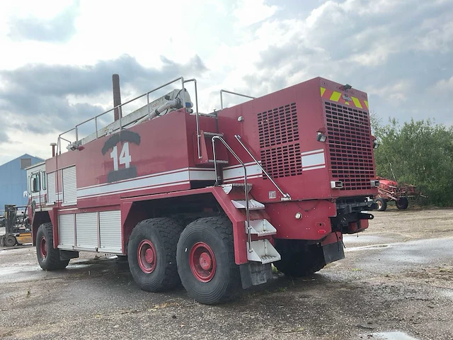 Oshkosh ti3000af brandweerwagen - afbeelding 13 van  18