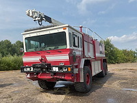 Oshkosh ti3000af brandweerwagen - afbeelding 1 van  18