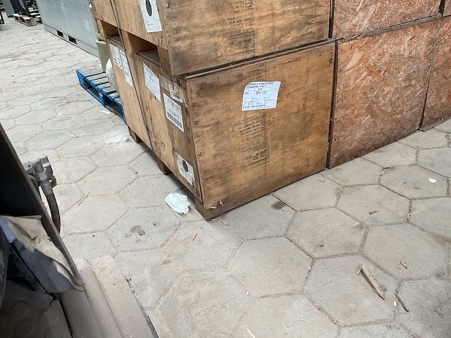 Oshkosh towbar - afbeelding 9 van  9