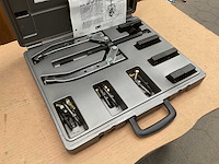Otc 7057 universal joint service set - afbeelding 1 van  4